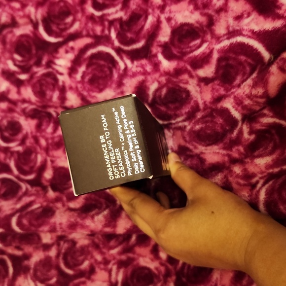 Like New in Box! Primera Organience Barrier Repair Soft Peeling To Foam Cleanser - Picture 2 of 3